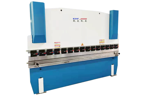 普通液壓板料折彎?rùn)C(jī)